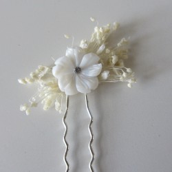 Pack of 6 mother-of-pearl flowers with stripe, shiny and ivory seed