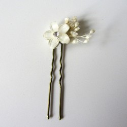 Pack of 6 ivory, shiny and paniculata nacre flowers: ivory
