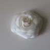 Camelia de seda blanca