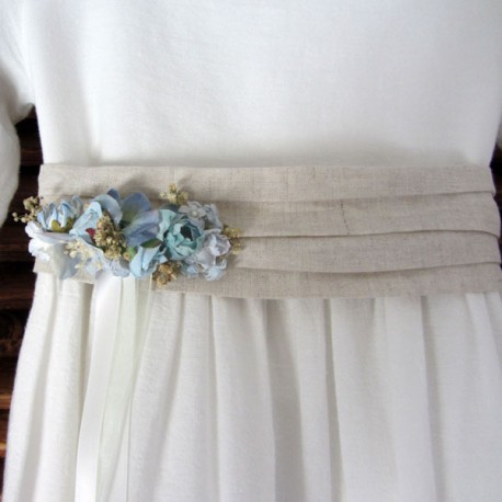 Prendido flores azules