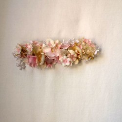 Pasador grande de flores rosa palido