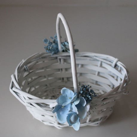 oval mibre basket for girl with flower side flower in blue tones